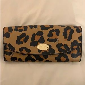 AUTHENTIC COACH Print wallet! 🐆